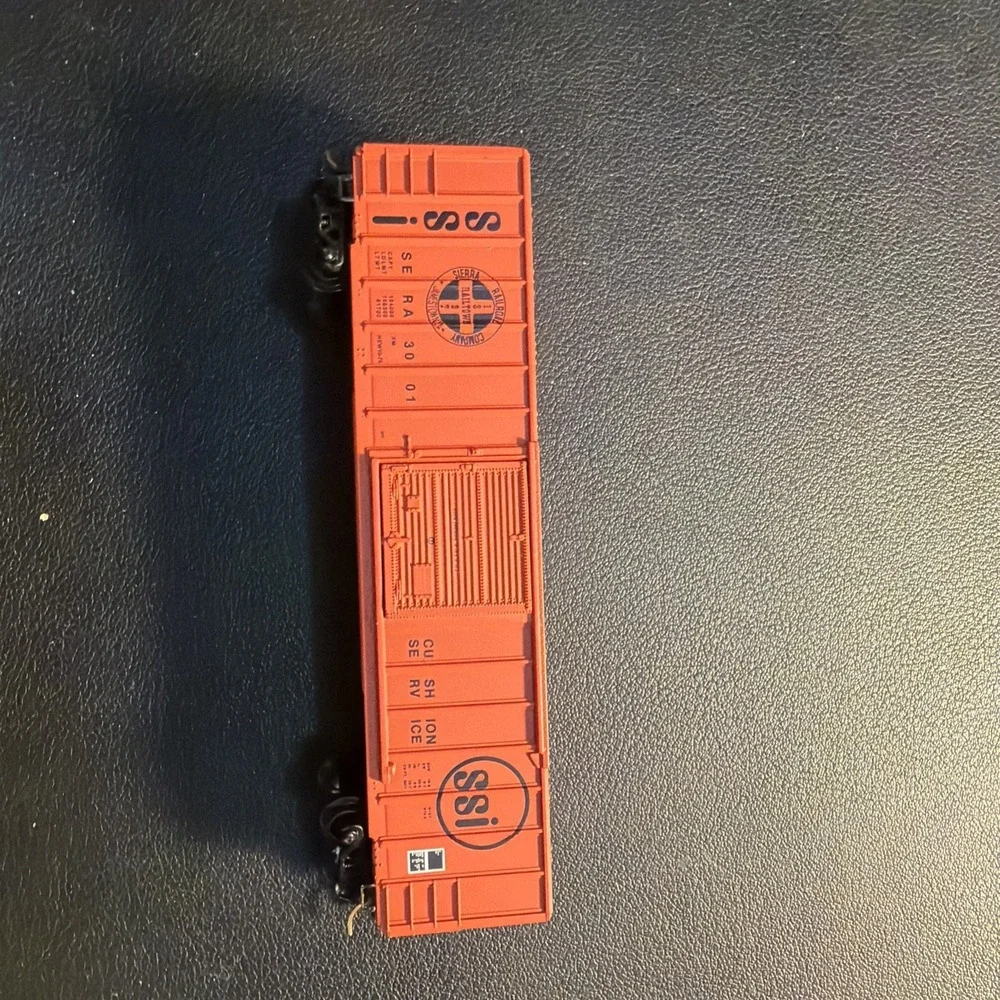 Atlas N scale Sierra Railroad SSI FMC 5077 SD boxcar road #3001